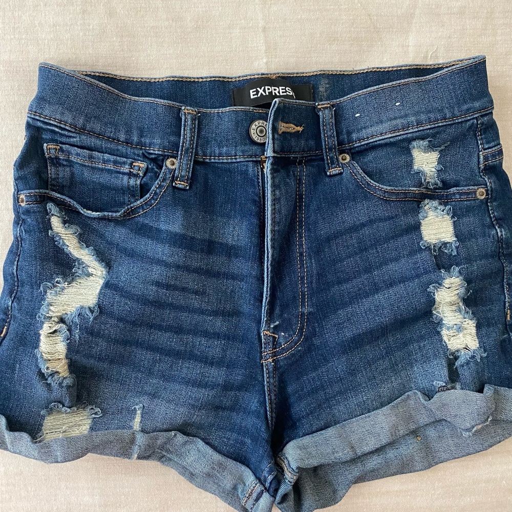 Express shorts